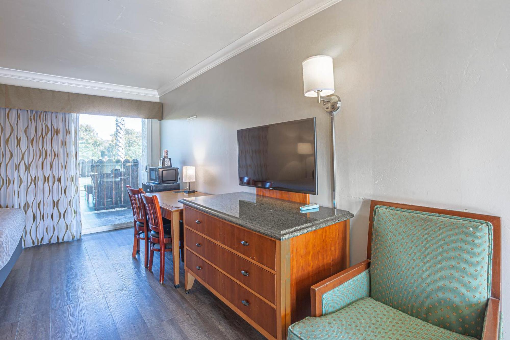 Aloha Inn Arroyo Grande Bilik gambar