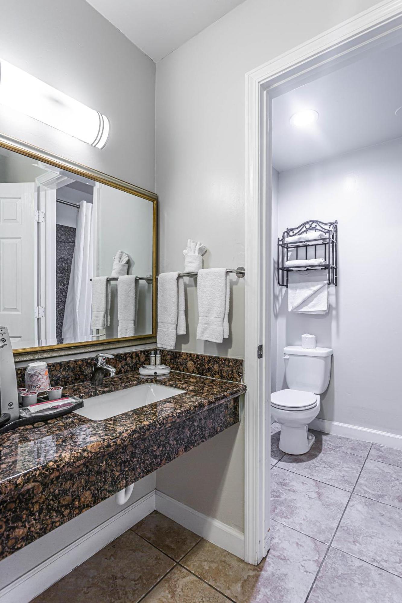 Aloha Inn Arroyo Grande Bilik gambar