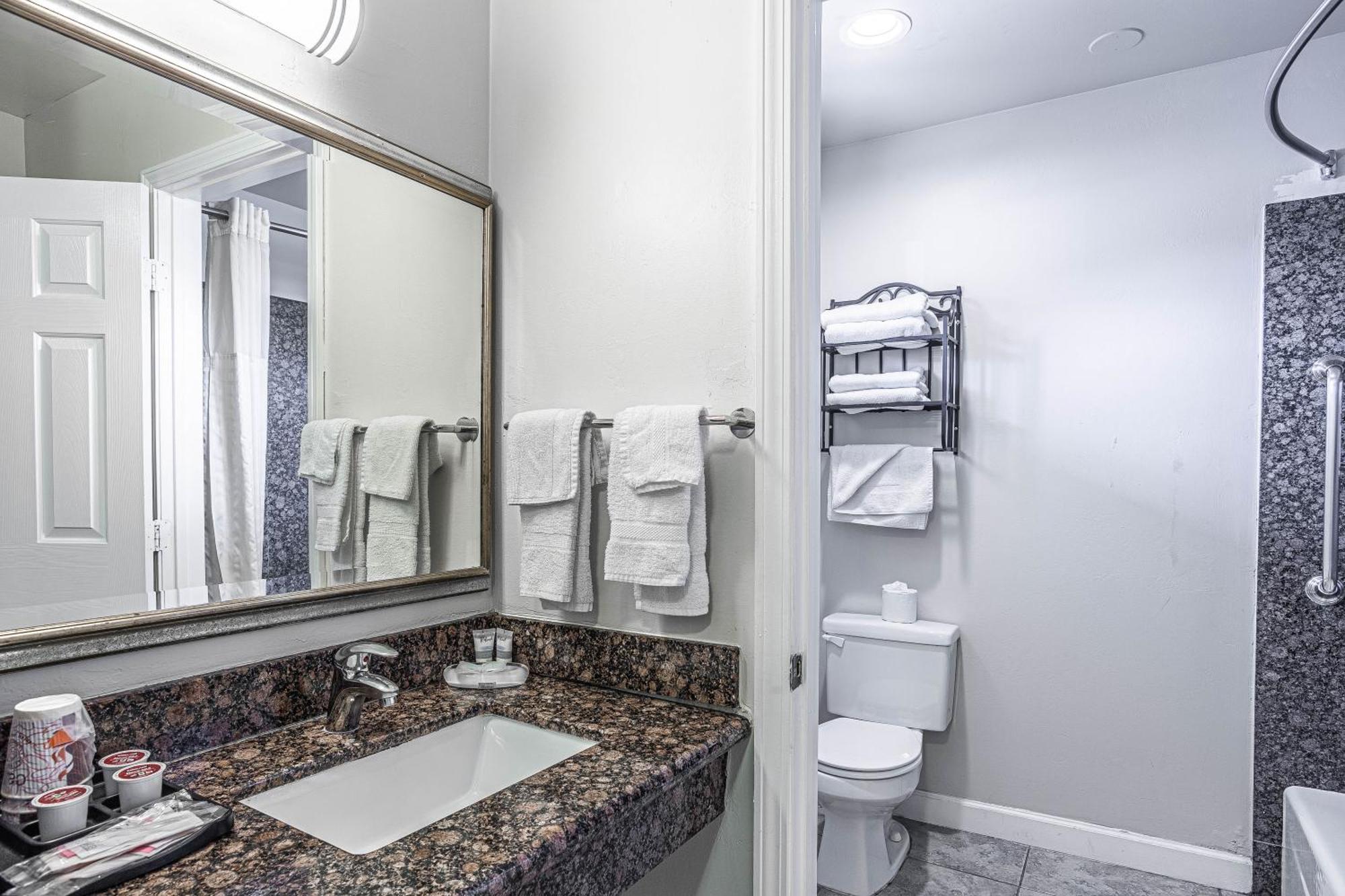 Aloha Inn Arroyo Grande Bilik gambar